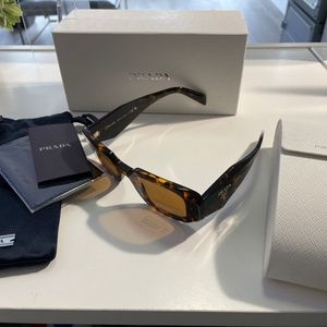 Prada PR17WS authentic sunglasses